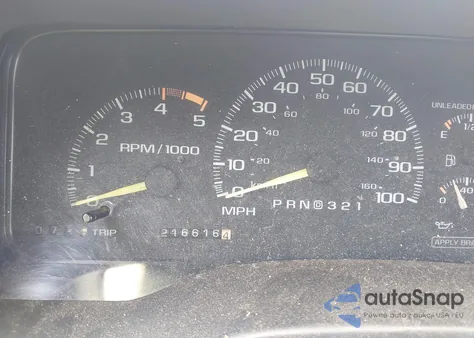 1995 Chevrolet Gmt-400 C1500 z USA, uszkodzony, nr VIN 2GCEC19K8S1204866